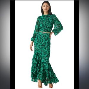 BRAND NEW Misa Beatriz top andVeronique skirt in -emerald abstract color